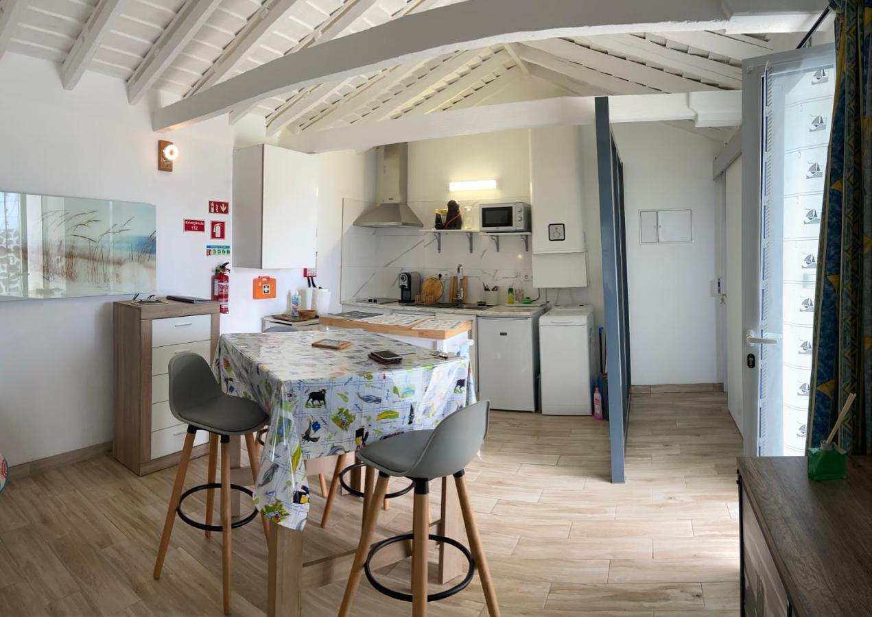 Moradia Terra Cha Sea View 1 To 4 Pers Βίλα Lomba  Εξωτερικό φωτογραφία
